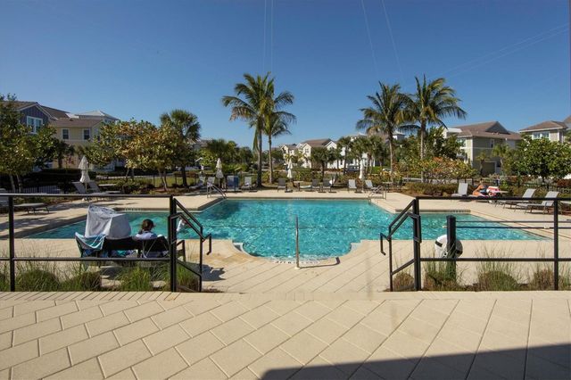 391 ARUBA CIRCLE 401, Bradenton, FL 34209