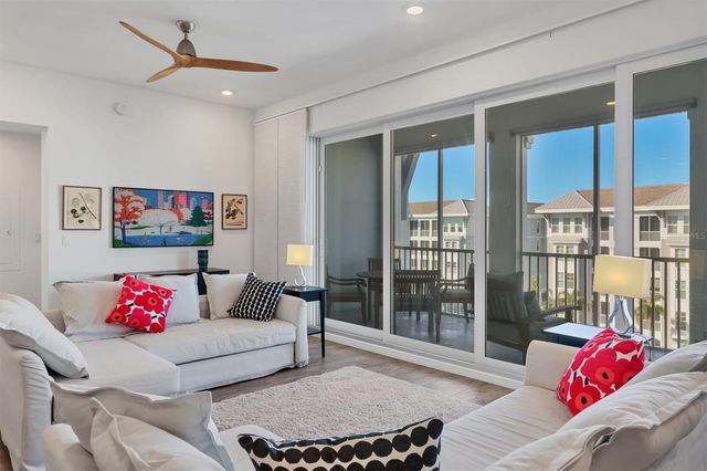 391 ARUBA CIRCLE 401, Bradenton, FL 34209