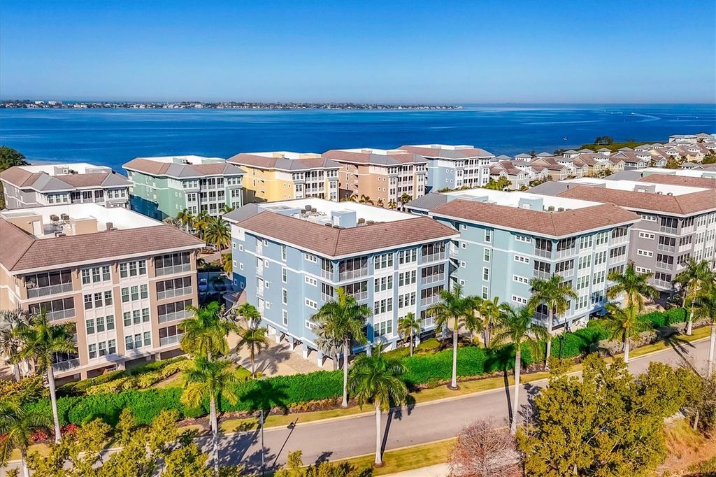 Image 29 of property listing at 391 ARUBA CIRCLE 401, Bradenton, FL 34209