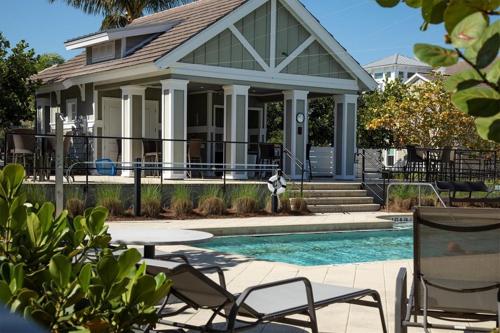 Image 39 of property listing at 391 ARUBA CIRCLE 401, Bradenton, FL 34209