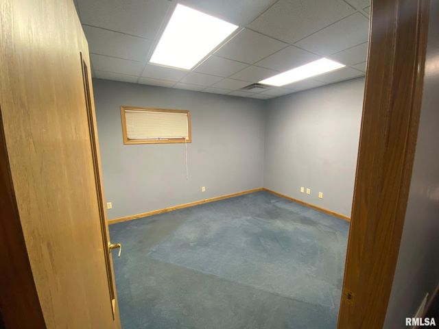 2444 E KIMBERLY Road, Davenport, IA 52807