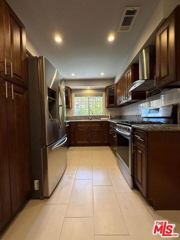 6024 Coldwater Canyon Avenue, Los Angeles, CA 91606