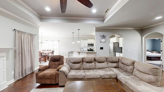 208 Ponderosa Drive, Midland City, AL 36350