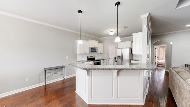 208 Ponderosa Drive, Midland City, AL 36350