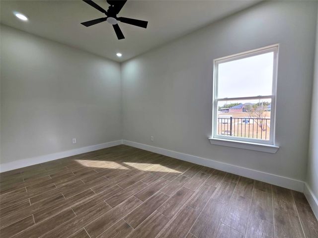 2507 Lakeridge Drive, Granbury, TX 76048