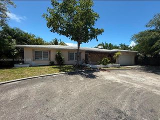 2441 Bayview Drive, Fort Lauderdale, FL 33305