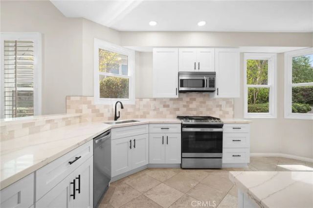 38510 Glen Abbey Lane, Murrieta, CA 92562
