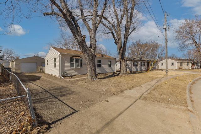 1306 N 19TH Street, Council Bluffs, IA 51501