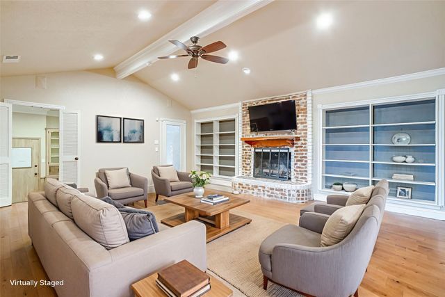 4801 Willow Run Court, Fort Worth, TX 76132