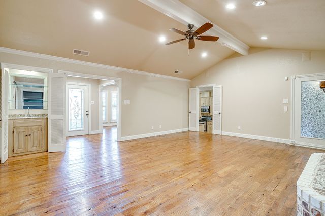 4801 Willow Run Court, Fort Worth, TX 76132