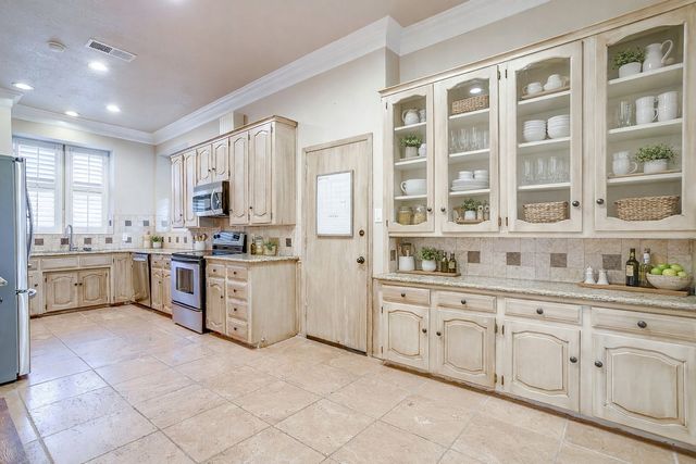 4801 Willow Run Court, Fort Worth, TX 76132