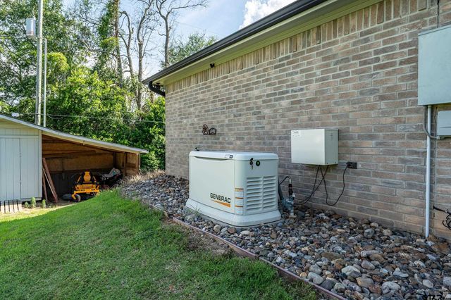 200 DAVID, Hawkins, TX 75765