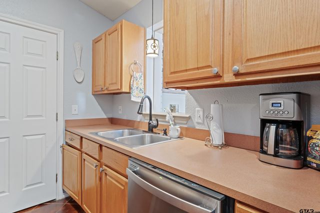 200 DAVID, Hawkins, TX 75765