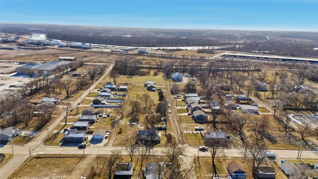 801 SE 27th Court, Des Moines, IA 50317