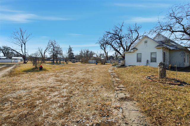 801 SE 27th Court, Des Moines, IA 50317