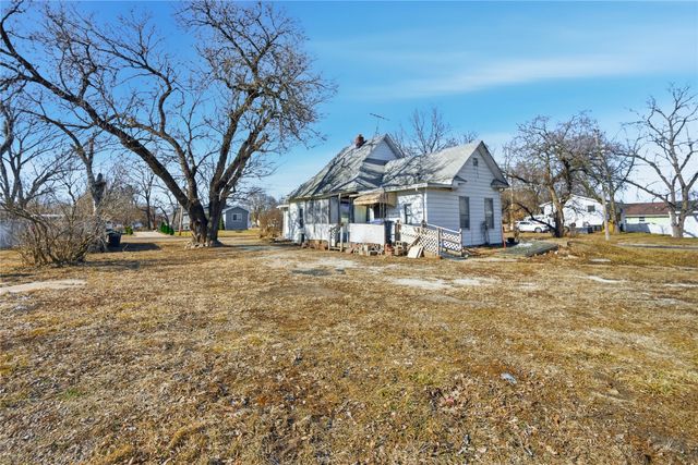 801 SE 27th Court, Des Moines, IA 50317