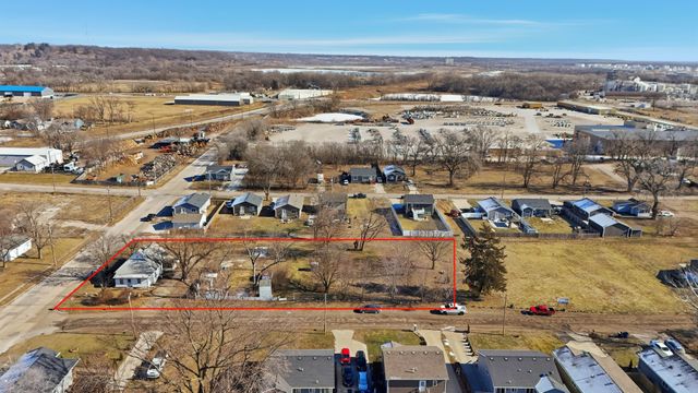 801 SE 27th Court, Des Moines, IA 50317