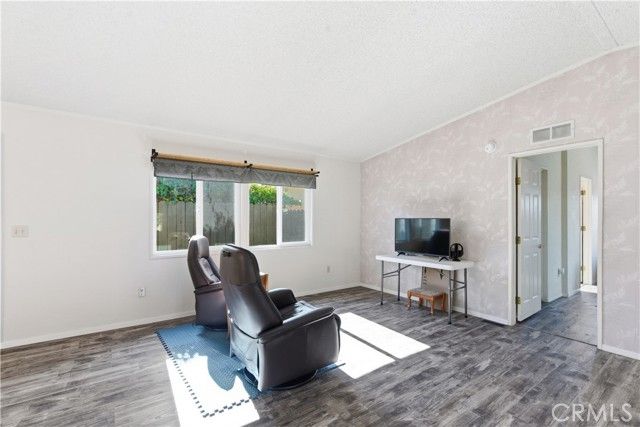 2155 Sierra Vista, Santa Maria, CA 93458