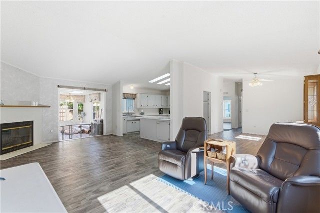 2155 Sierra Vista, Santa Maria, CA 93458