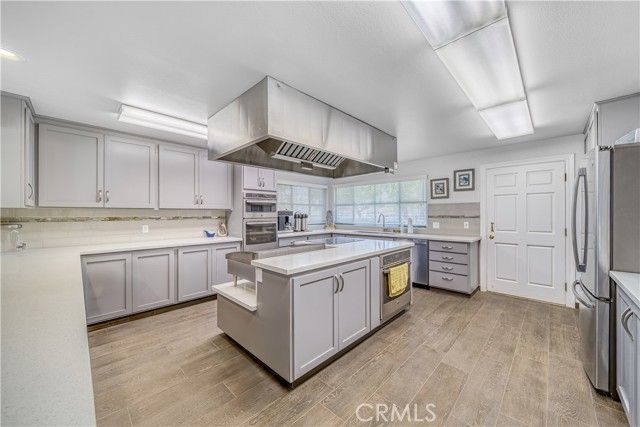 2155 Sierra Vista, Santa Maria, CA 93458