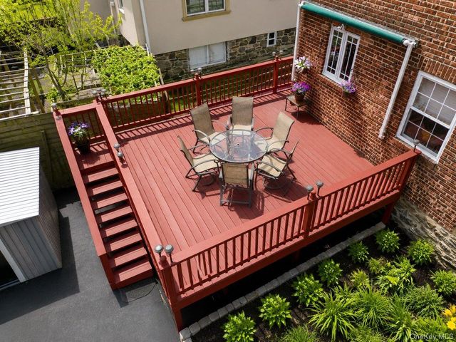 51 Cumberland Drive, Yonkers, NY 10704