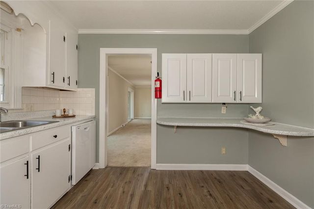 115 Monroe Drive, Lexington, NC 27295