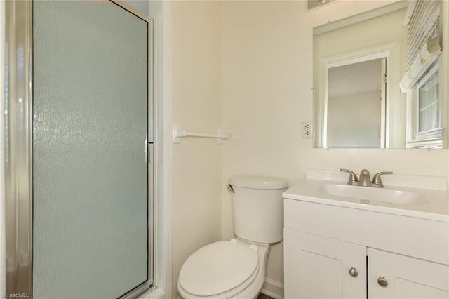 115 Monroe Drive, Lexington, NC 27295