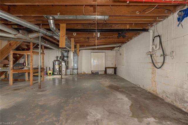 115 Monroe Drive, Lexington, NC 27295