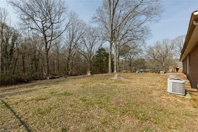 115 Monroe Drive, Lexington, NC 27295