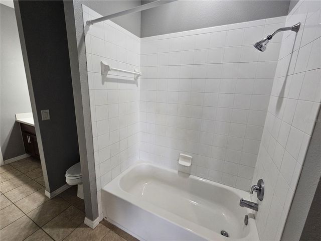 1824 MIRA LAGO CIRCLE, Ruskin, FL 33570