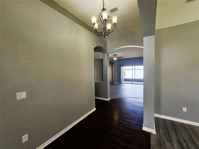 1824 MIRA LAGO CIRCLE, Ruskin, FL 33570