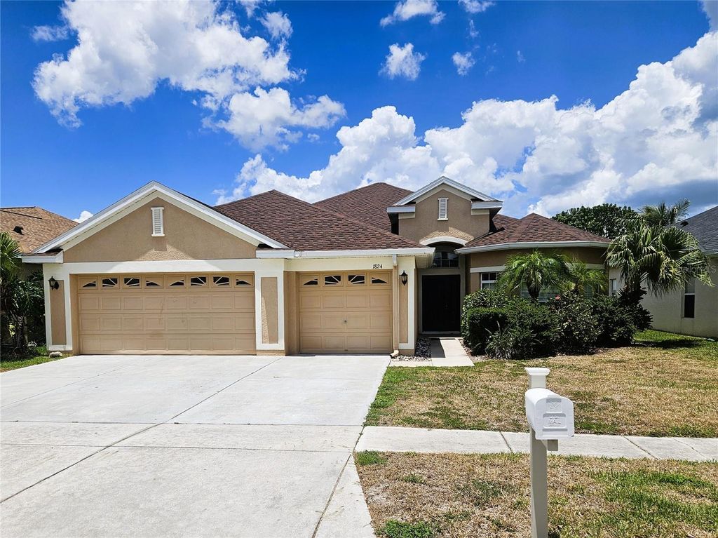 1824 MIRA LAGO CIRCLE, Ruskin, FL 33570