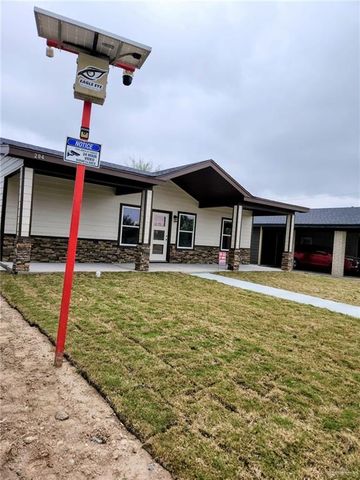 204 W 1st W Street, La Joya, TX 78560