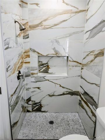 204 W 1st W Street, La Joya, TX 78560