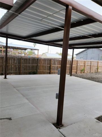 204 W 1st W Street, La Joya, TX 78560