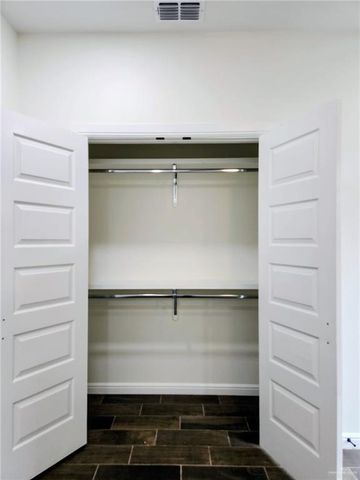 204 W 1st W Street, La Joya, TX 78560