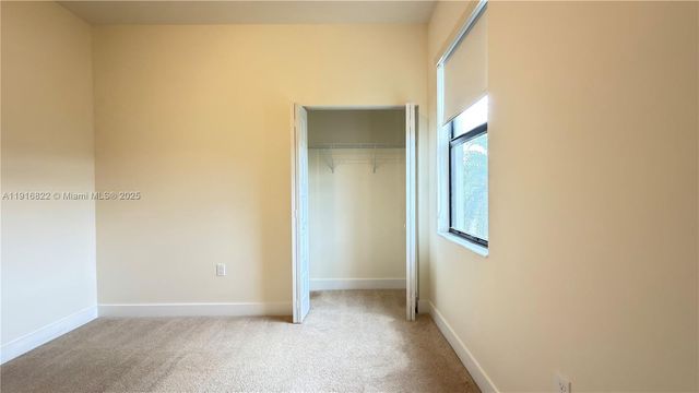 7905 NW 104th Ave 24, Doral, FL 33178