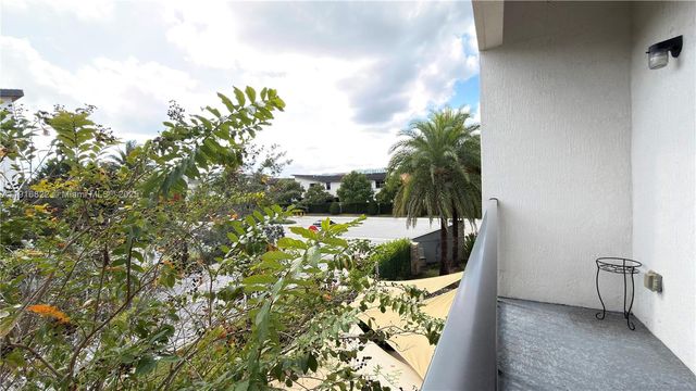 7905 NW 104th Ave 24, Doral, FL 33178