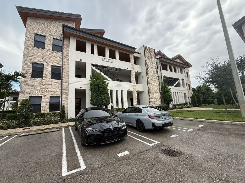 7905 NW 104th Ave 24, Doral, FL 33178