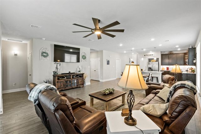 10603 Scarlet Peak Court, Bryan, TX 77845