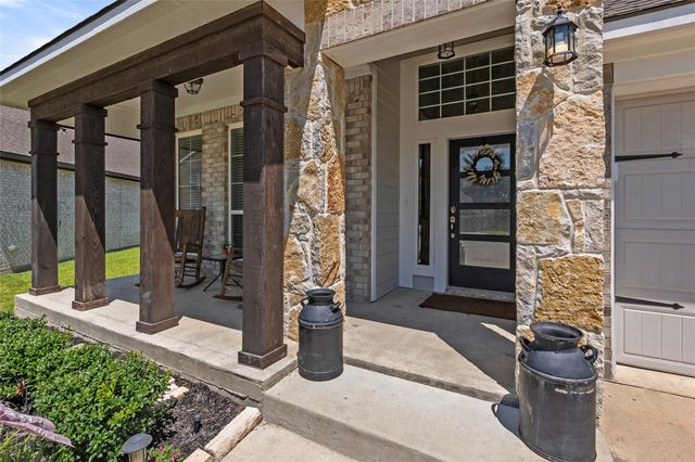 10603 Scarlet Peak Court, Bryan, TX 77845