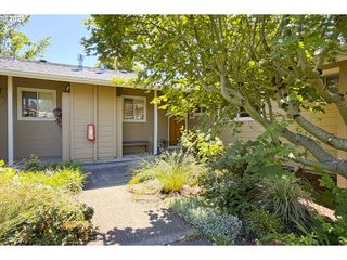 104 Se 73RD Ave 104, Portland, OR 97215