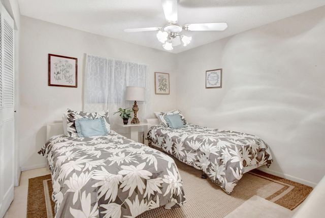 23099 BARWOOD Lane N 306, Boca Raton, FL 33428