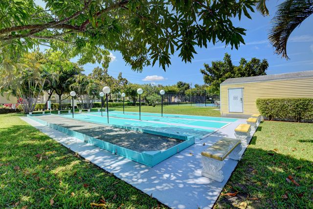 23099 BARWOOD Lane N 306, Boca Raton, FL 33428