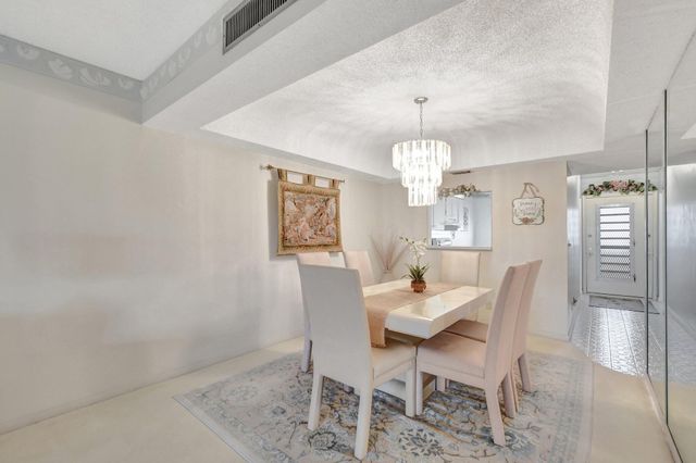 23099 BARWOOD Lane N 306, Boca Raton, FL 33428