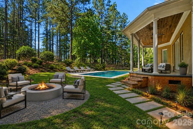 5129 Watermead Lane, Belmont, NC 28012