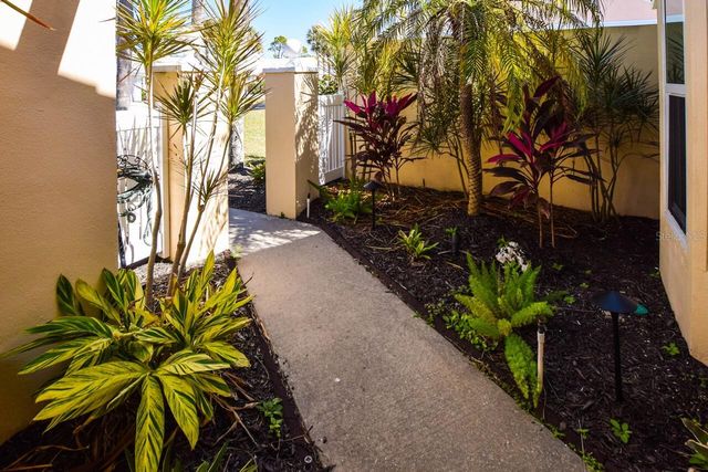 761 HARRINGTON LAKE DRIVE N 61, Venice, FL 34293