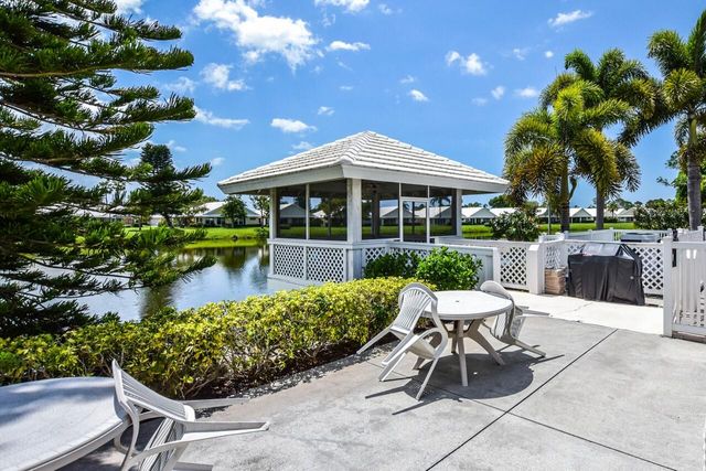 761 HARRINGTON LAKE DRIVE N 61, Venice, FL 34293
