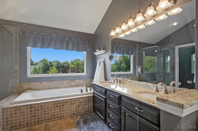 6323 Foxwood Court, Liberty Twp, OH 45044