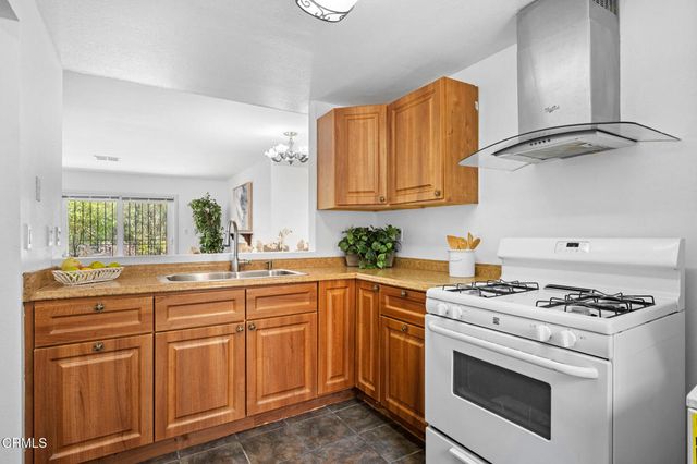 5036 E Echo Street 37, Los Angeles, CA 90042